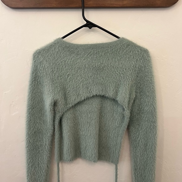 ASTR Open Back sweater - Picture 3 of 3